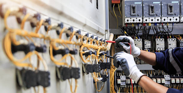 Professional Electrician technician working in Eclectic, AL